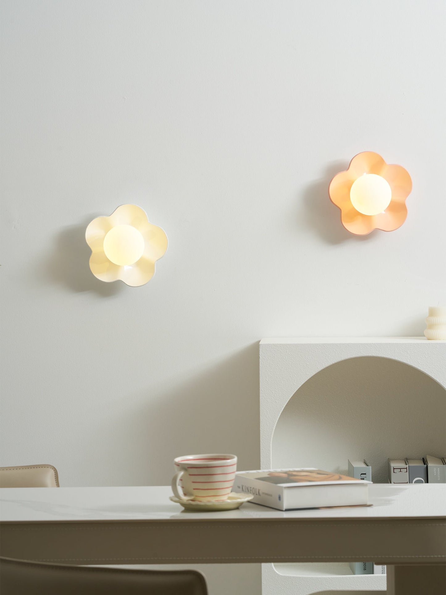 La Fleur Wall Lamp - Elegant Design with Adjustable Brightness & Energ