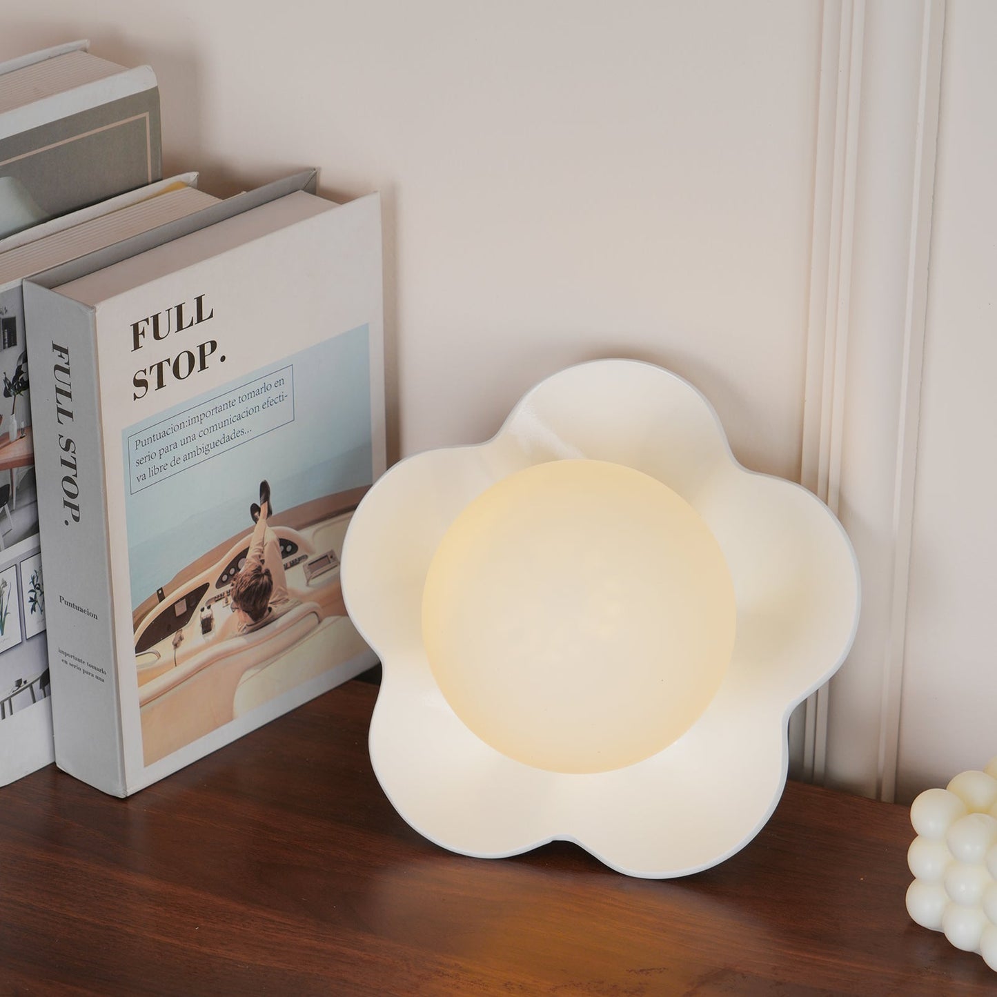 La Fleur Wall Lamp - Elegant Design with Adjustable Brightness & Energ