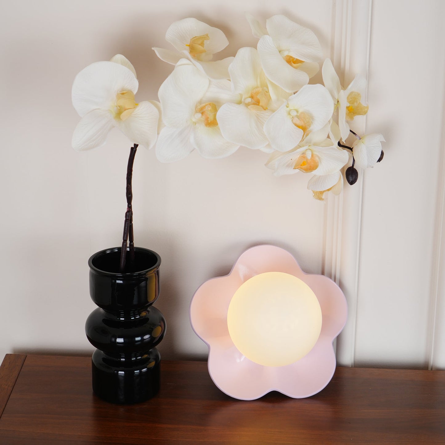 La Fleur Wall Lamp - Elegant Design with Adjustable Brightness & Energ