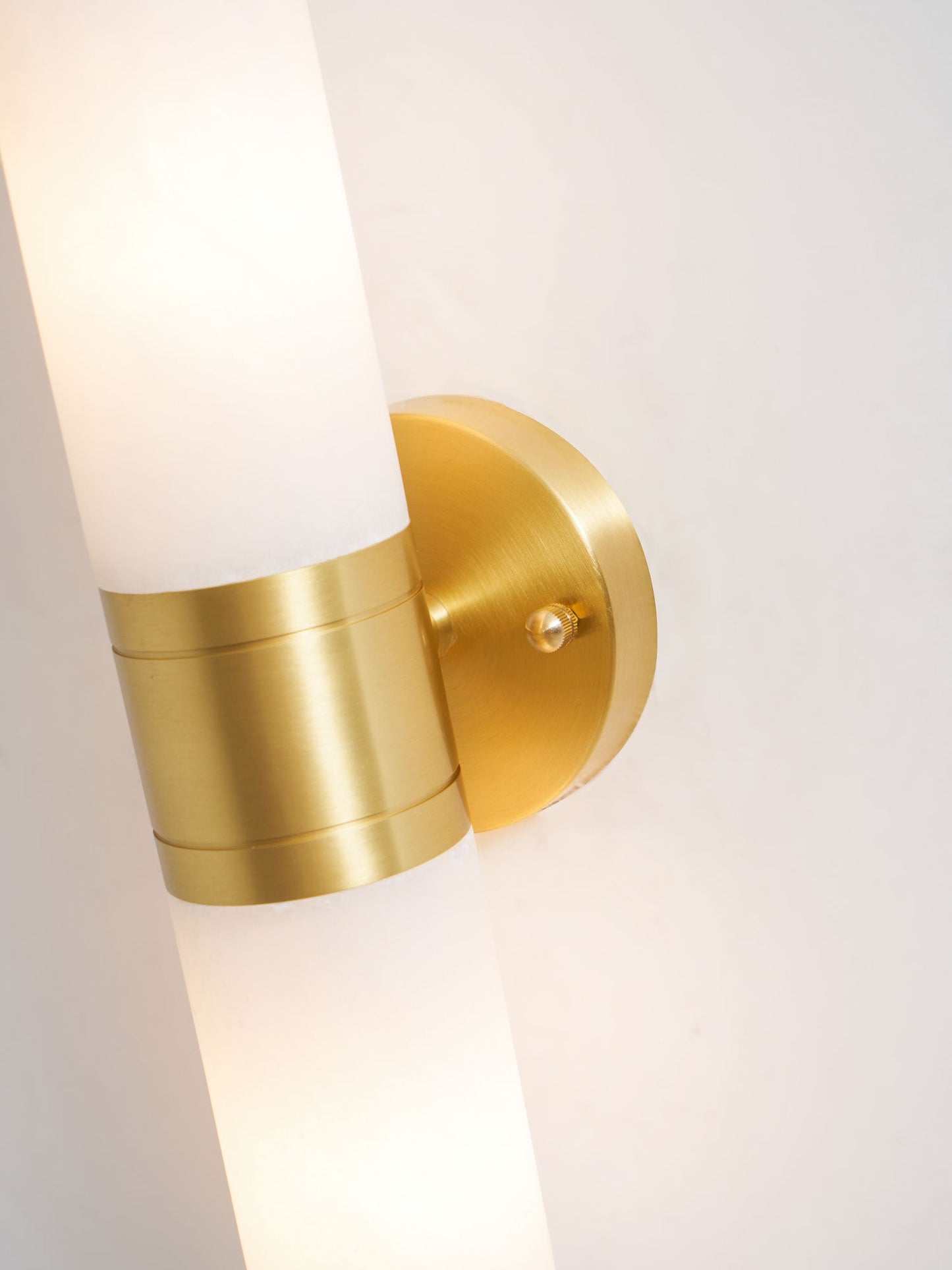 Alabaster Wall Lamp - Elegant Design with Soft Glow & Adjustable Angle