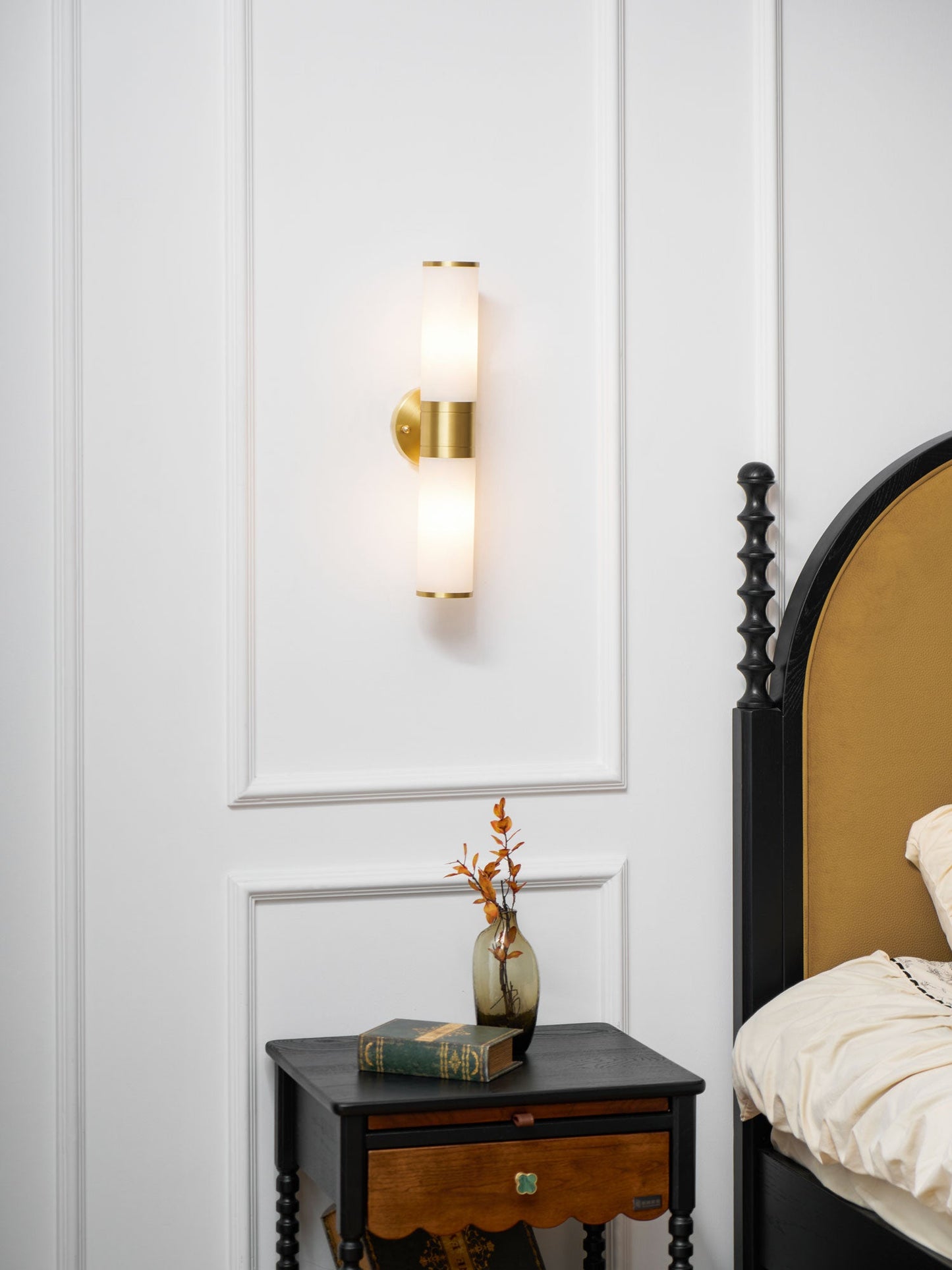 Alabaster Wall Lamp - Elegant Design with Soft Glow & Adjustable Angle