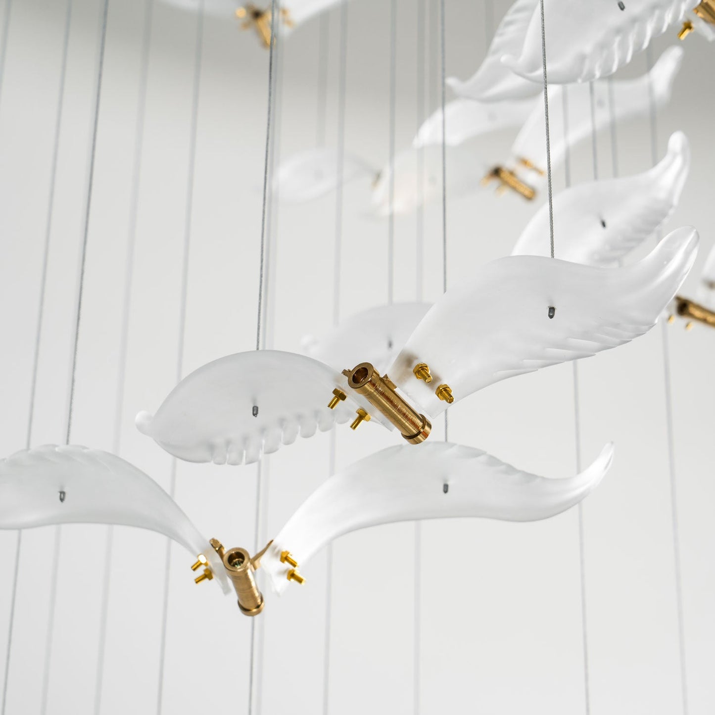 Elegant Large Seagull Chandelier - Adjustable Height, Energy-Efficient