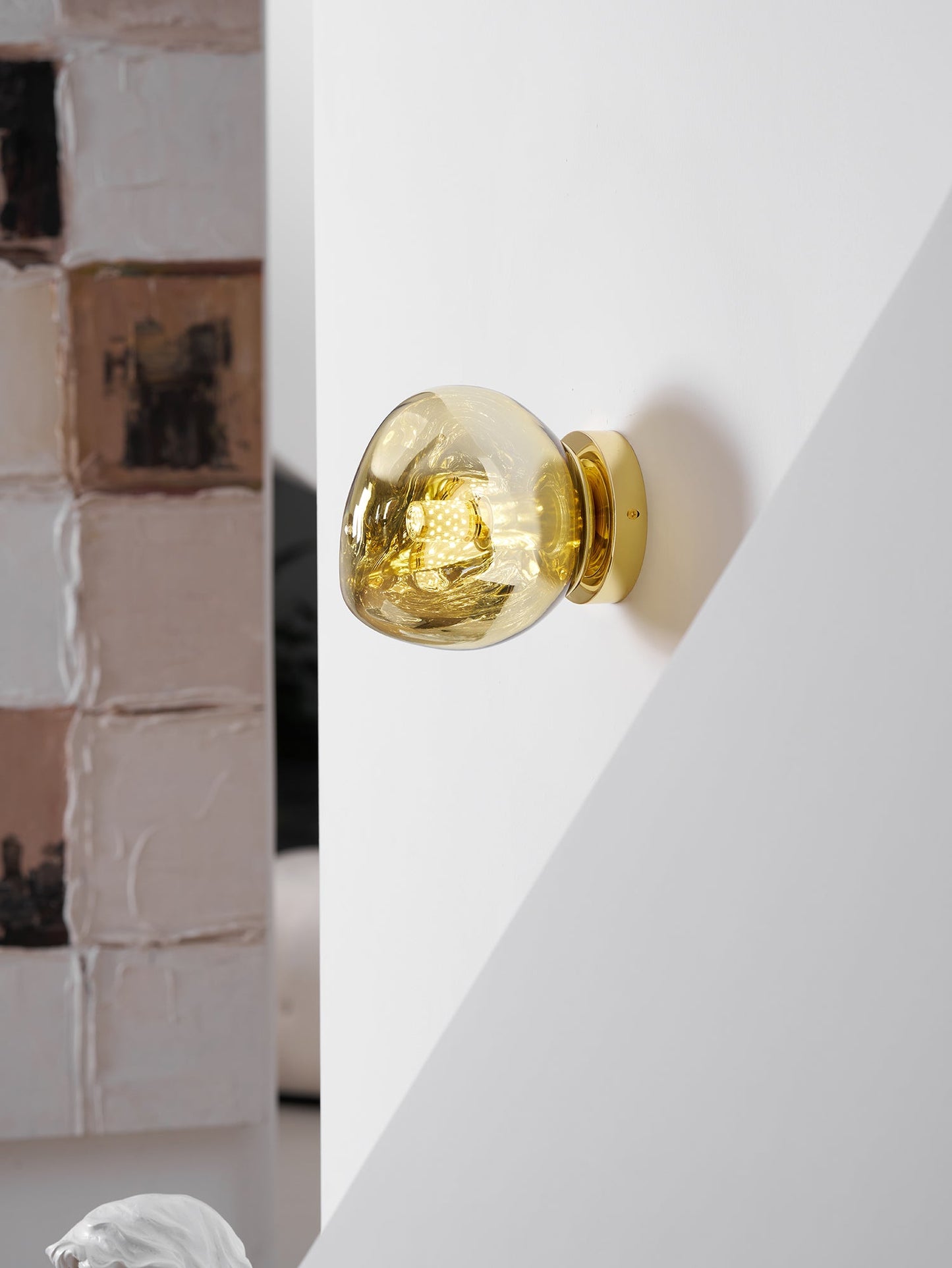 Lava Wall Lamp - Adjustable Brightness & Energy-Efficient LED Design