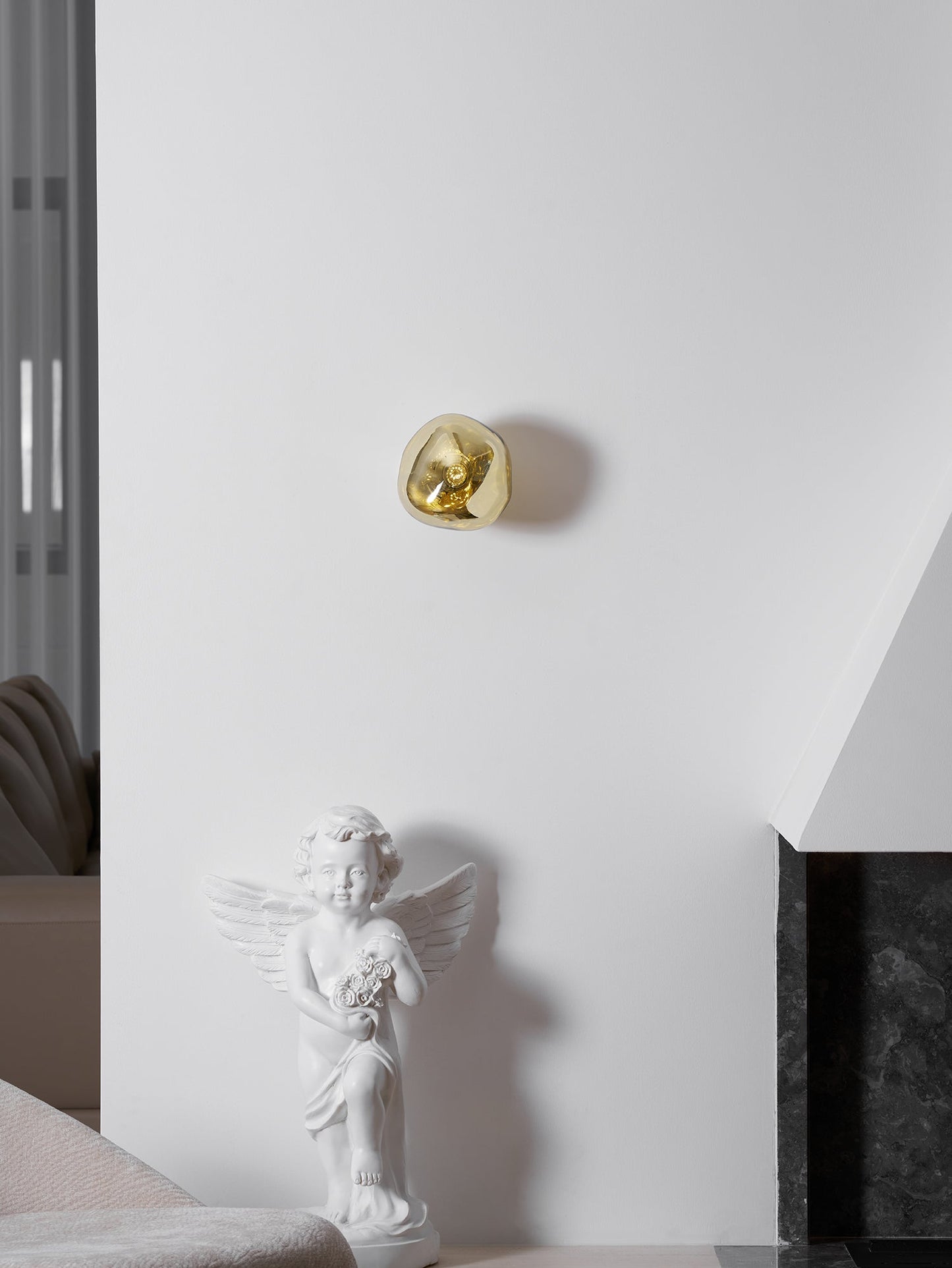 Lava Wall Lamp - Adjustable Brightness & Energy-Efficient LED Design