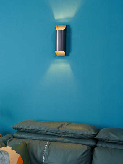 Leclerc Brass Wall Lamp - Elegant Design, Adjustable Light Direction