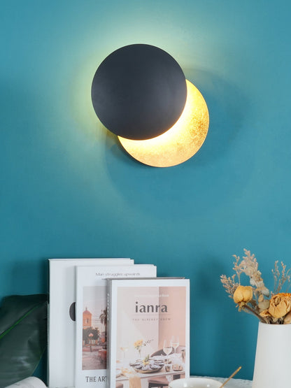 Giorgio Modern Wall Lamp – Adjustable Angle, Energy-Efficient LED