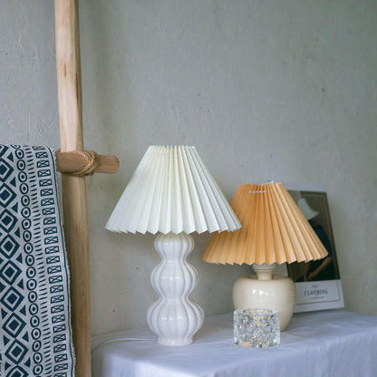 Leo Table Lamp - Adjustable Brightness & Energy-Efficient LED Design