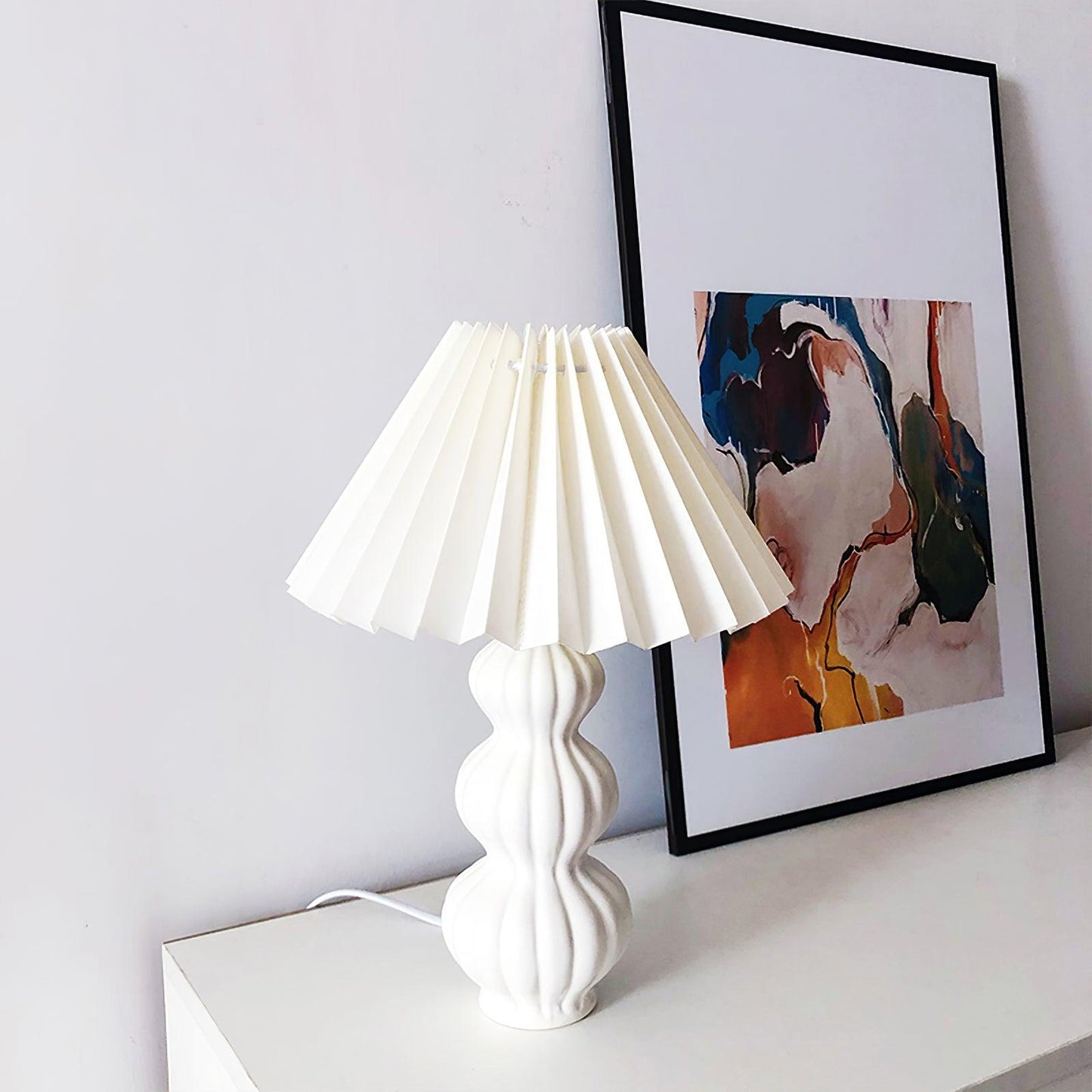 Leo Table Lamp - Adjustable Brightness & Energy-Efficient LED Design