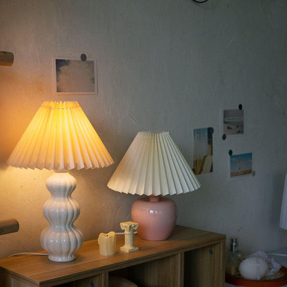Leo Table Lamp - Adjustable Brightness & Energy-Efficient LED Design
