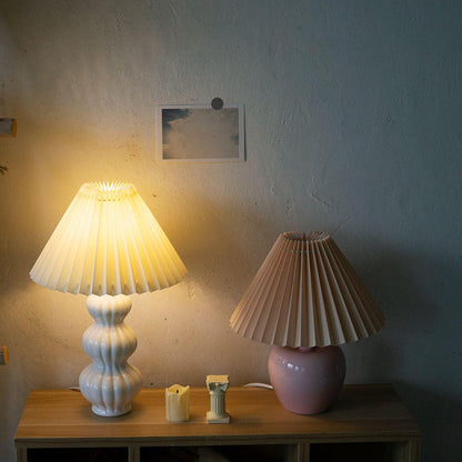 Leo Table Lamp - Adjustable Brightness & Energy-Efficient LED Design