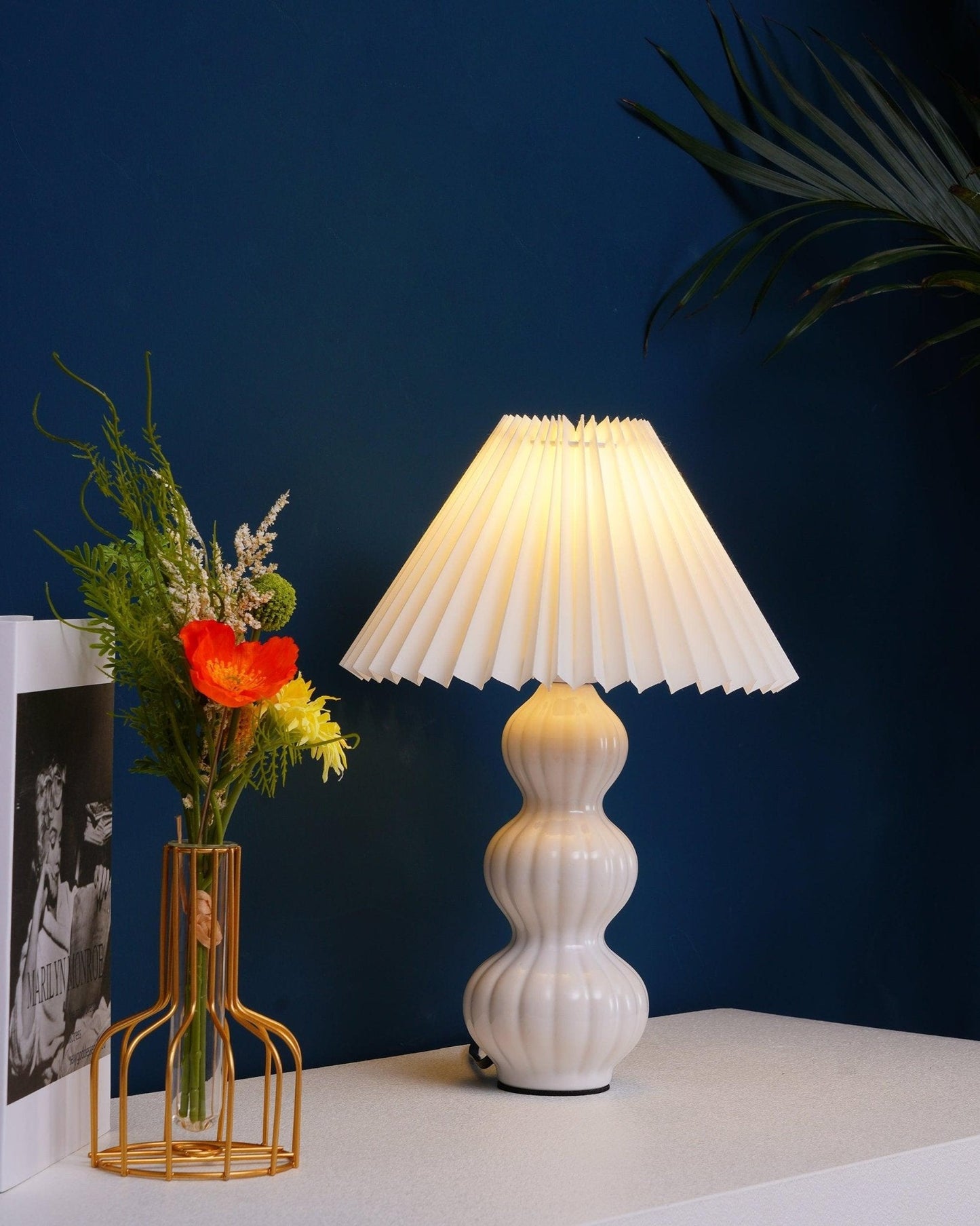 Leo Table Lamp - Adjustable Brightness & Energy-Efficient LED Design