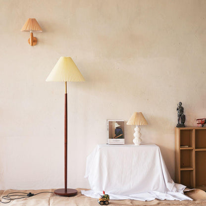 Leo Table Lamp - Adjustable Brightness & Energy-Efficient LED Design