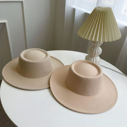 Leo Table Lamp - Adjustable Brightness & Energy-Efficient LED Design