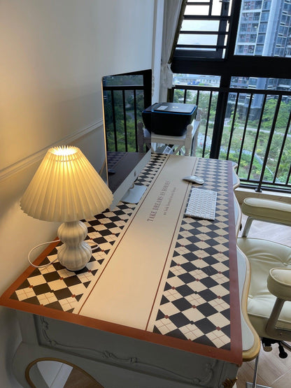 Leo Table Lamp - Adjustable Brightness & Energy-Efficient LED Design