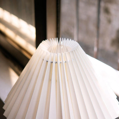 Leo Table Lamp - Adjustable Brightness & Energy-Efficient LED Design