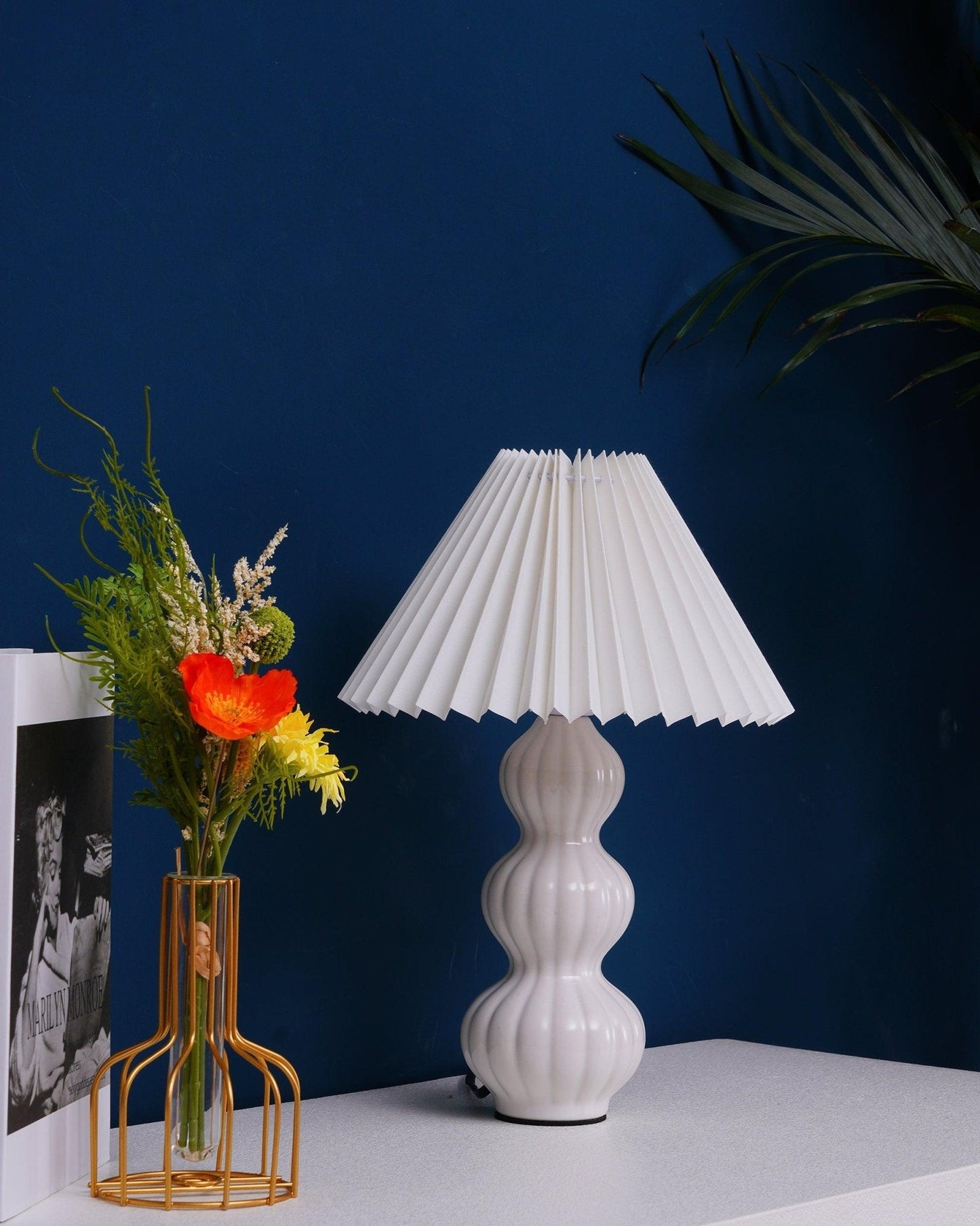 Leo Table Lamp - Adjustable Brightness & Energy-Efficient LED Design