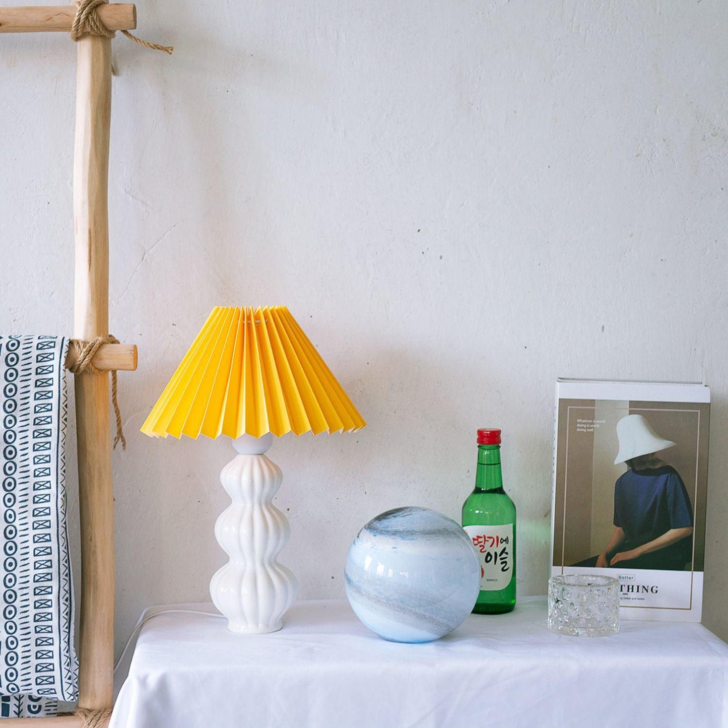Leo Table Lamp - Adjustable Brightness & Energy-Efficient LED Design