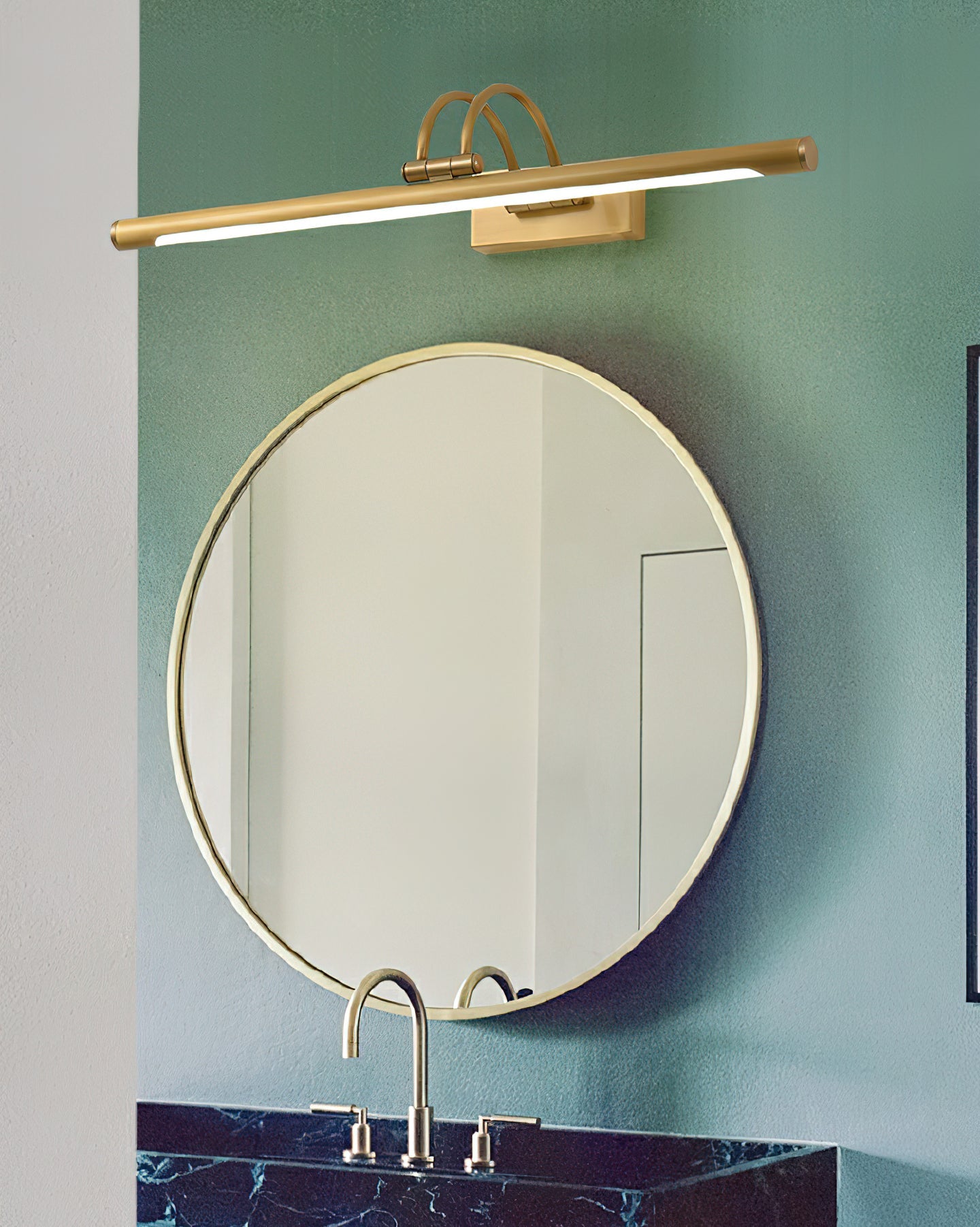 Sleek Linear Vanity Wall Light - Energy-Efficient & Adjustable Brightn