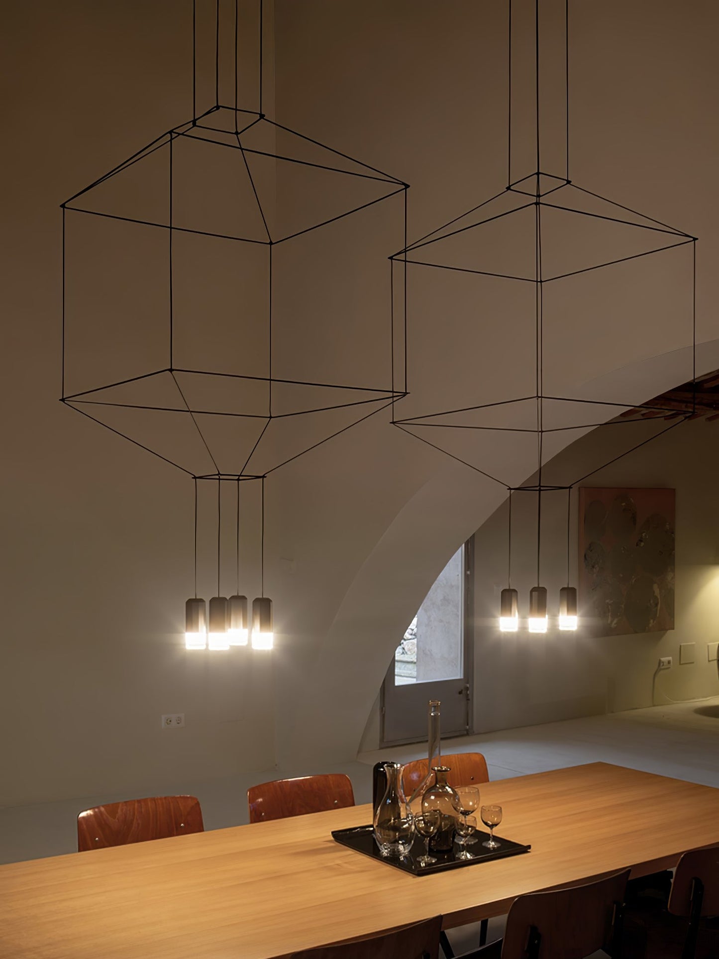 Geometric Lines Pendant Lamp - Adjustable Height, Energy-Efficient LED