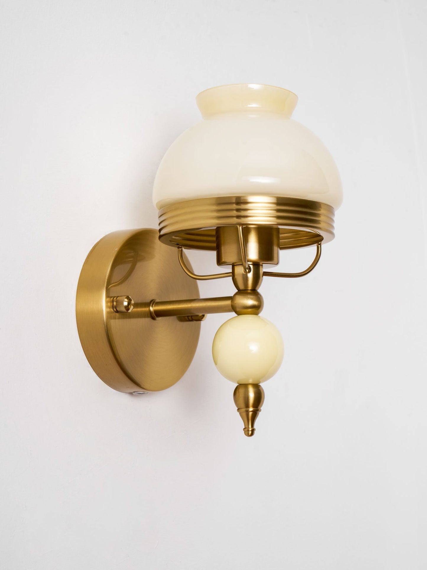 Loa Glass Wall Lamp - Elegant Design with Adjustable Brightness