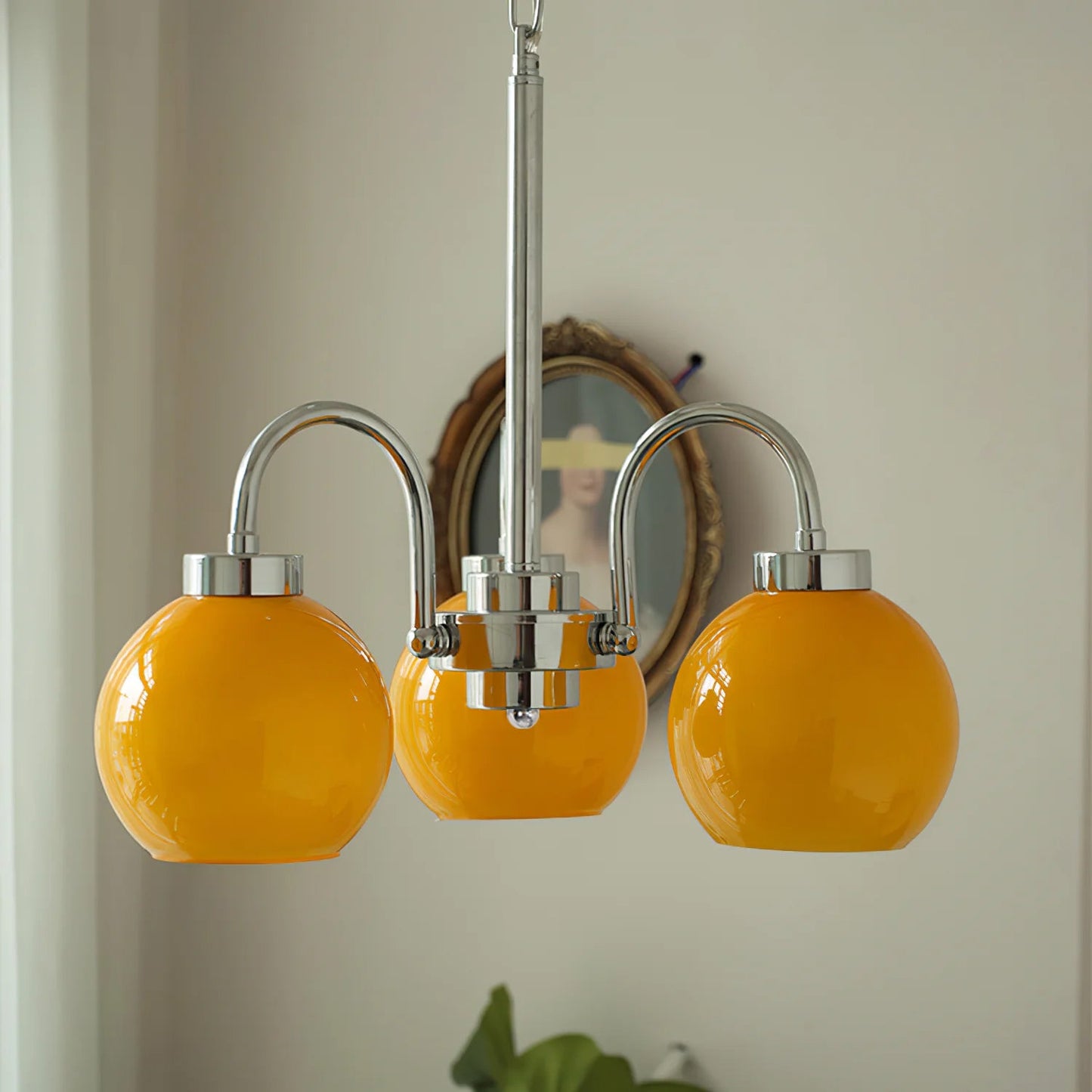 Loa Chandeliers - Elegant Lighting Fixture with Adjustable Brightness