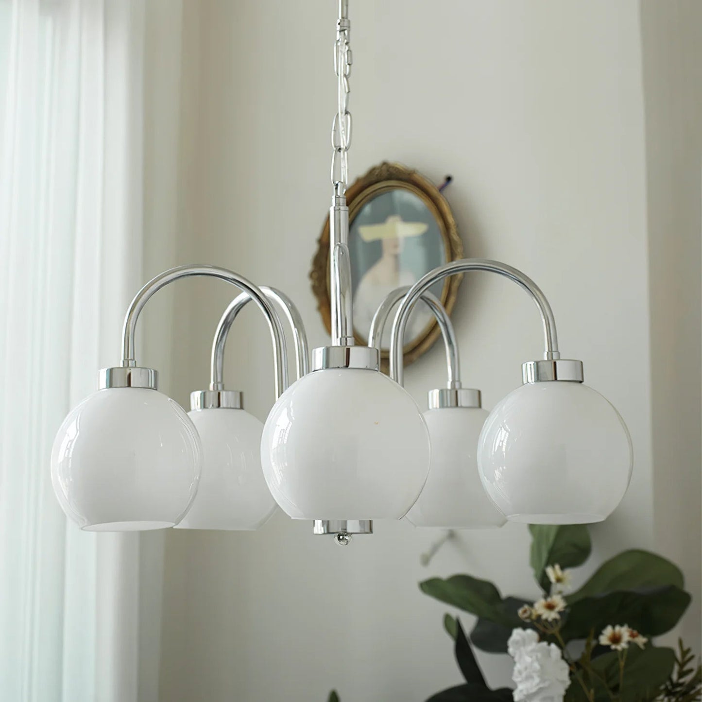 Loa Chandeliers - Elegant Lighting Fixture with Adjustable Brightness