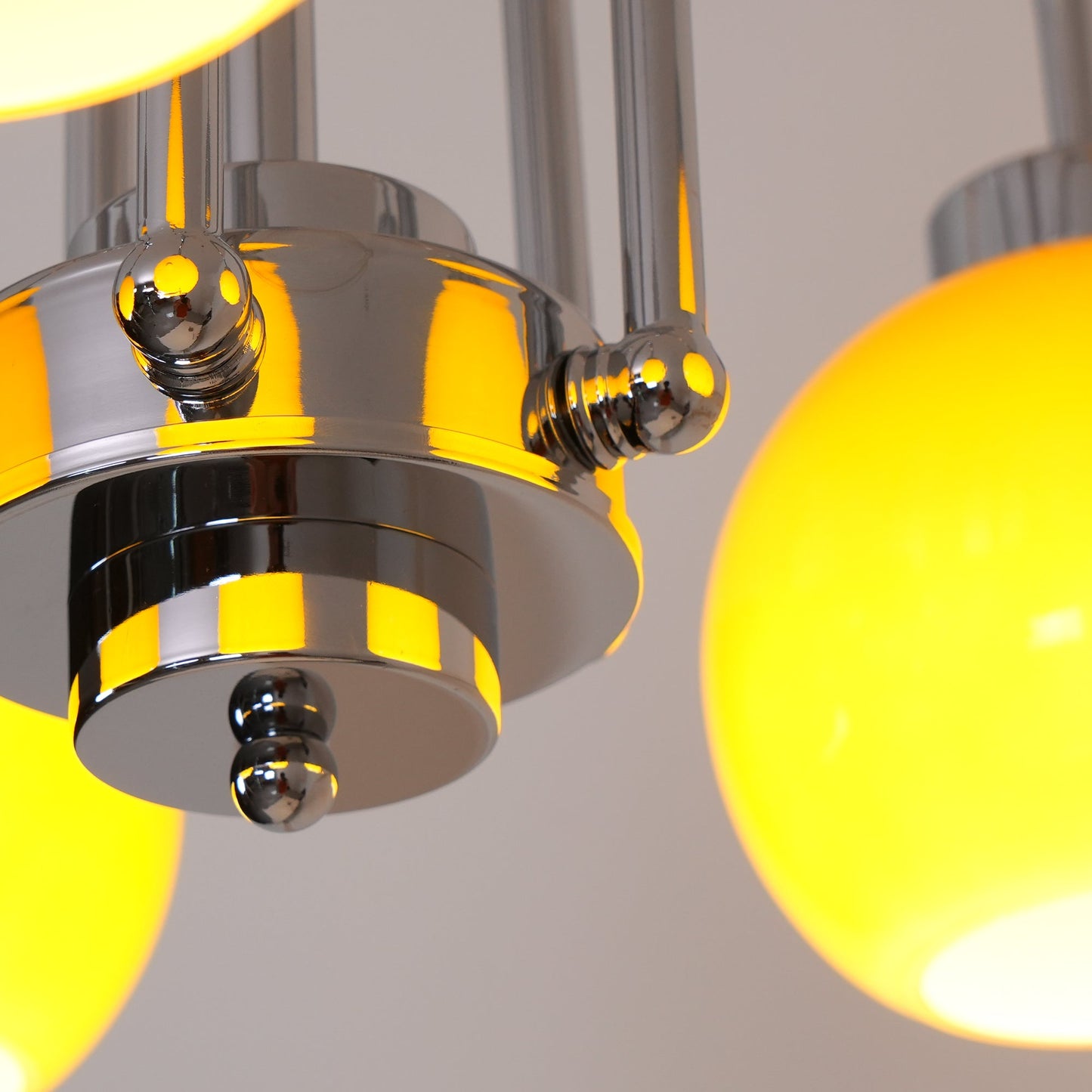 Loa Chandeliers - Elegant Lighting Fixture with Adjustable Brightness