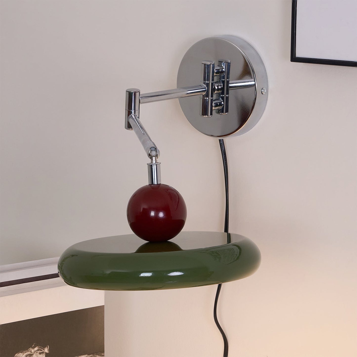 Lola Plug-in Wall Lamp - Adjustable Brightness & Elegant Design