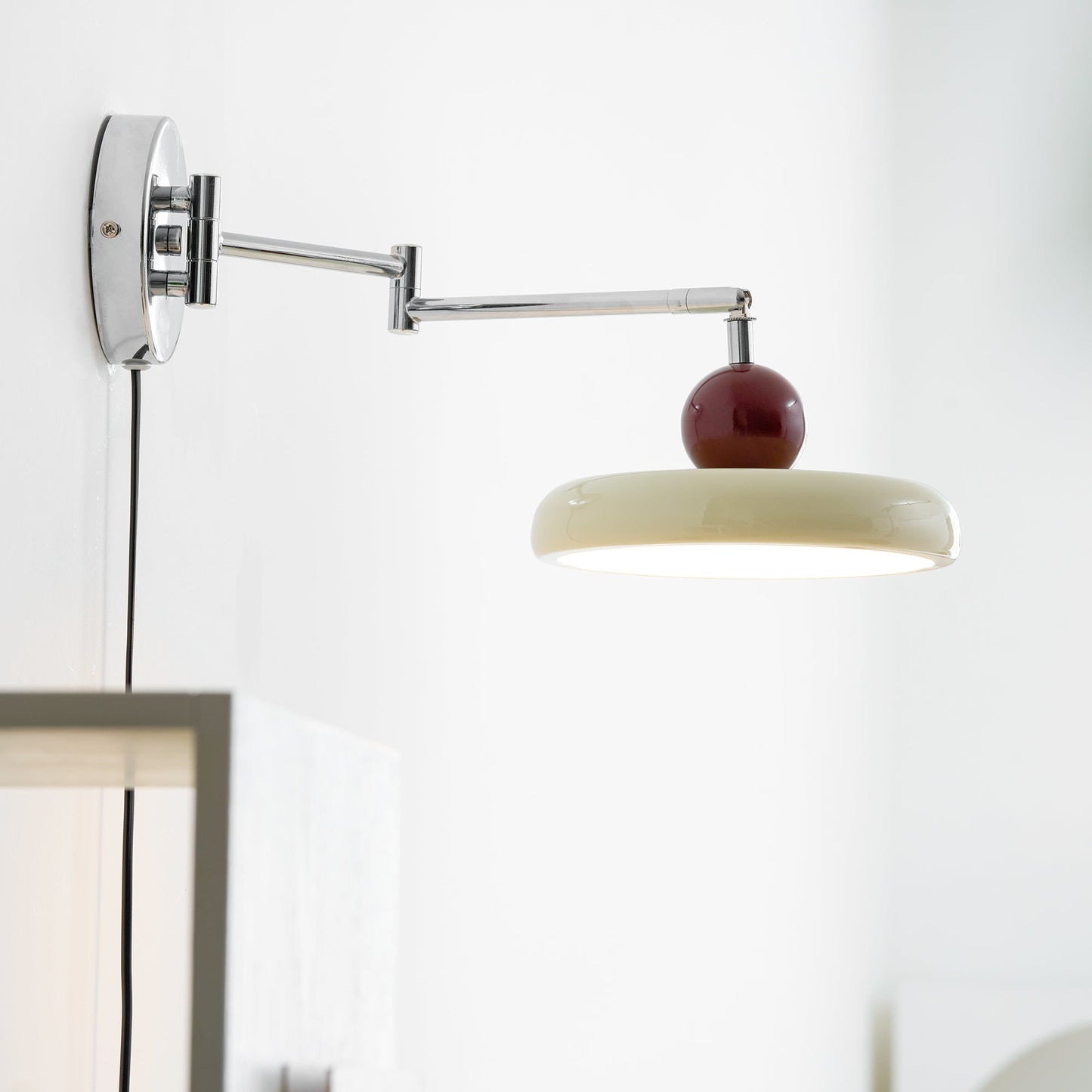 Lola Plug-in Wall Lamp - Adjustable Brightness & Elegant Design