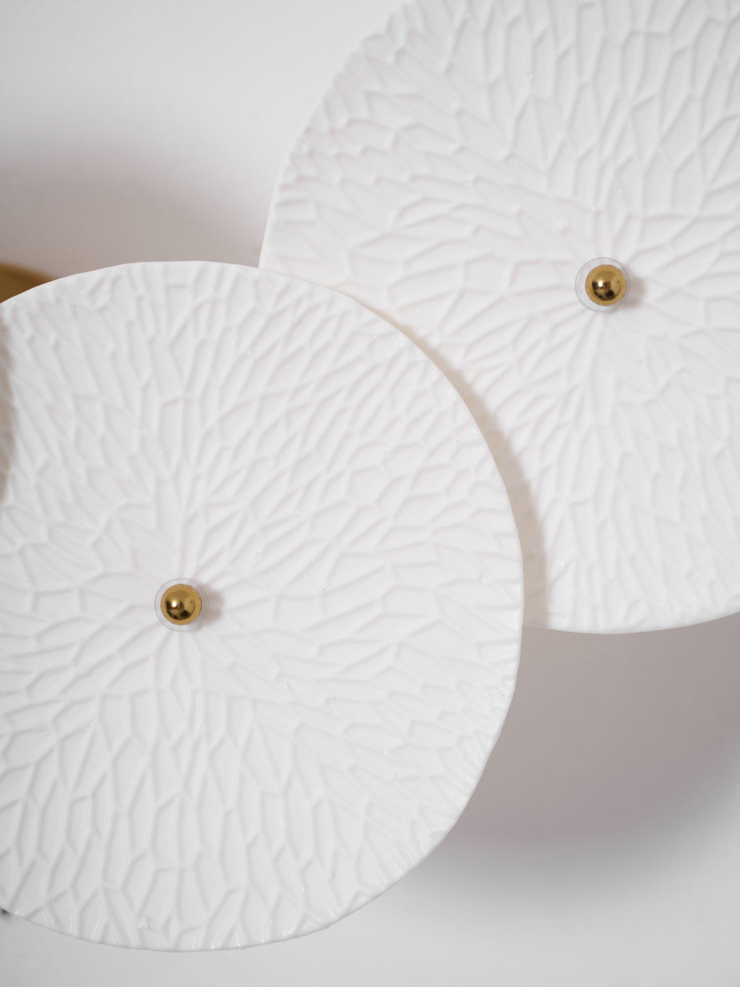 Lotus Petal Wall Lamp - Elegant Design, Energy-Efficient LED Lighting