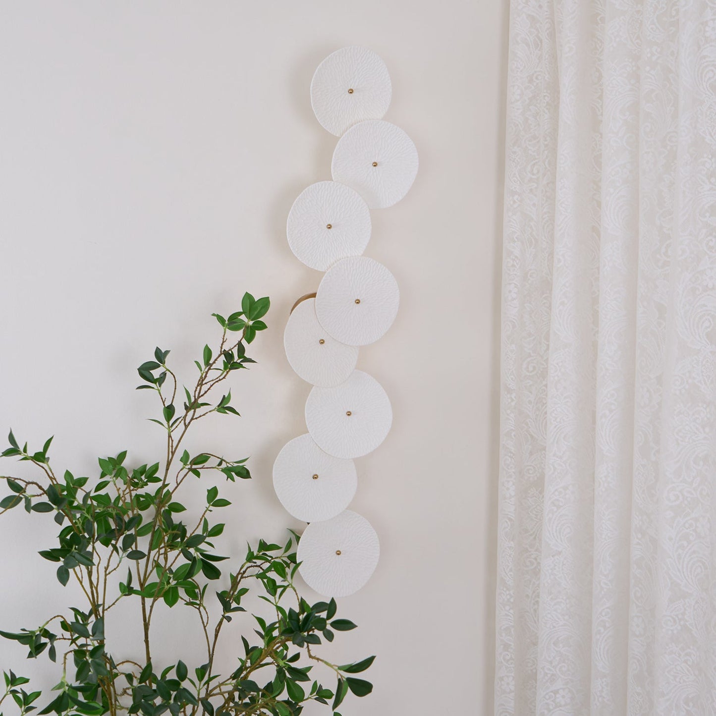 Lotus Petal Wall Lamp - Elegant Design, Energy-Efficient LED Lighting