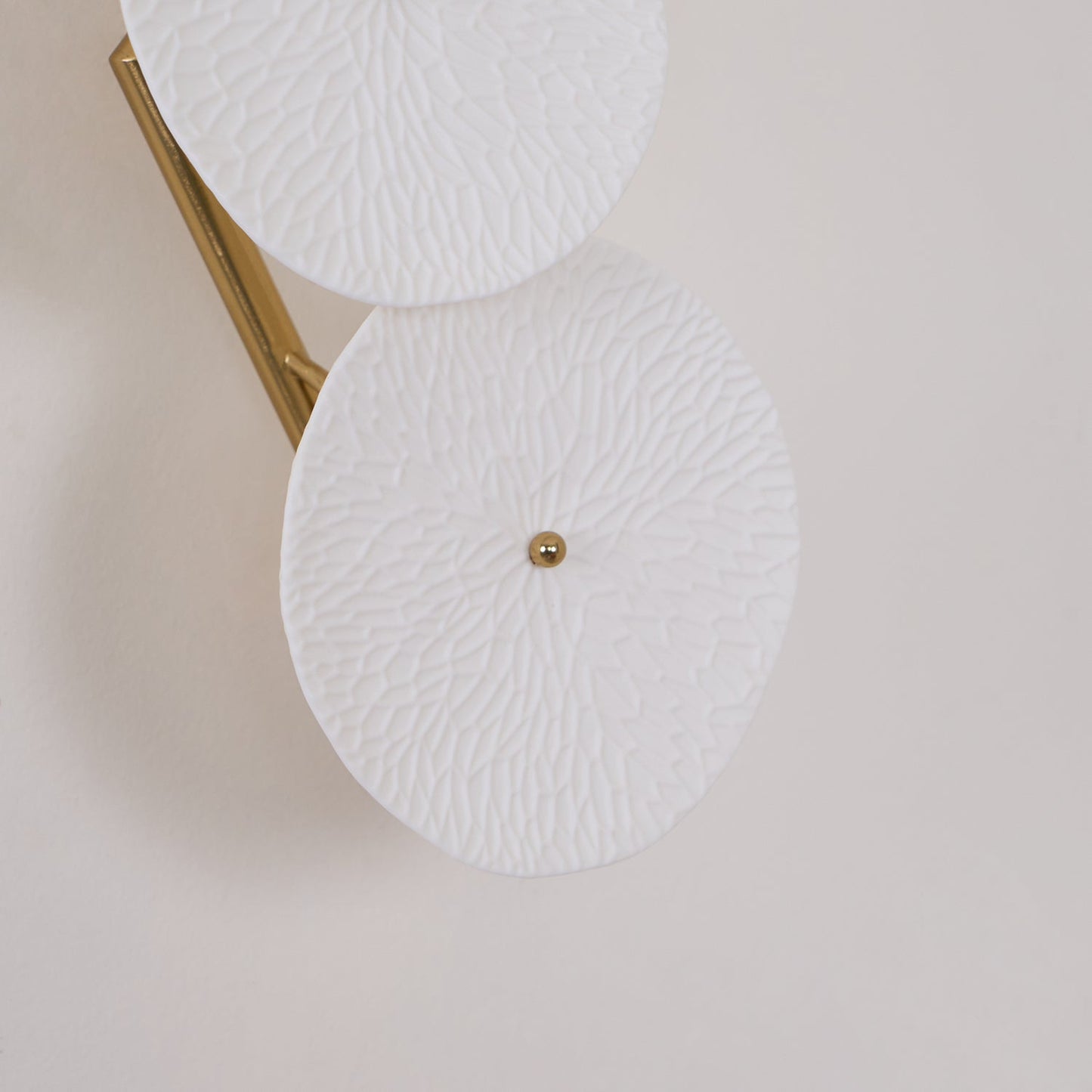 Lotus Petal Wall Lamp - Elegant Design, Energy-Efficient LED Lighting