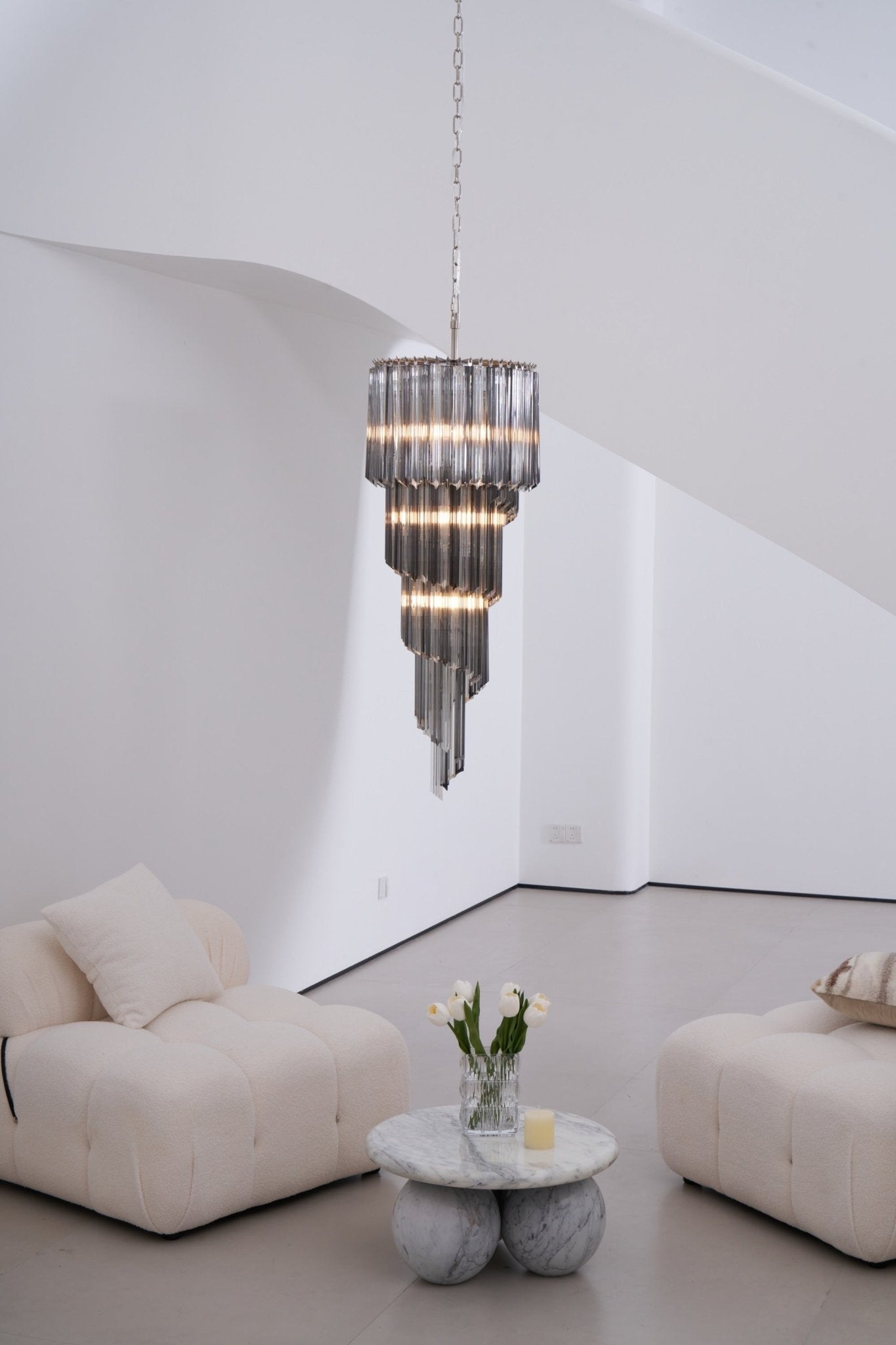 Lucente Noir Spiral Chandelier - Elegant Design with Adjustable Height