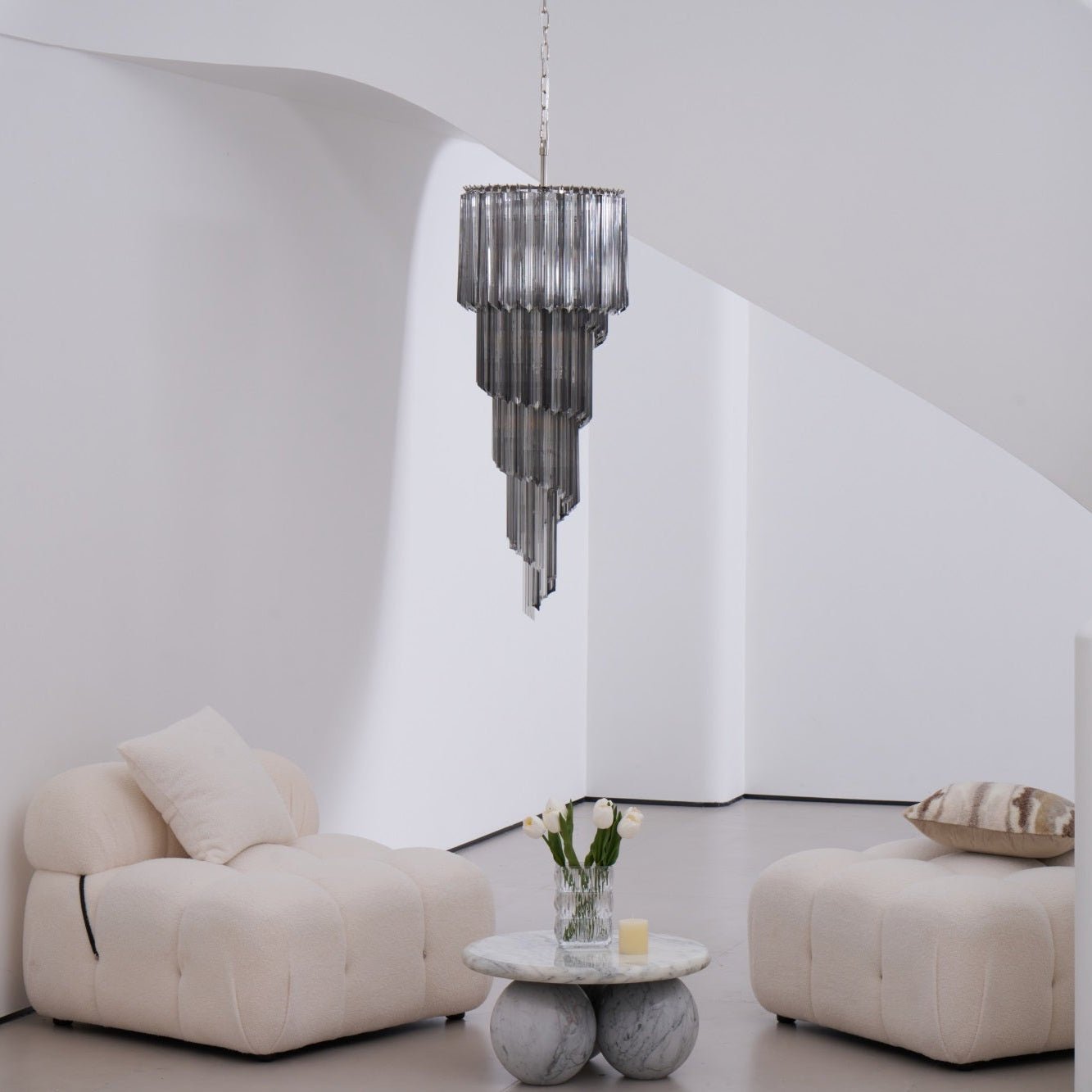 Lucente Noir Spiral Chandelier - Elegant Design with Adjustable Height