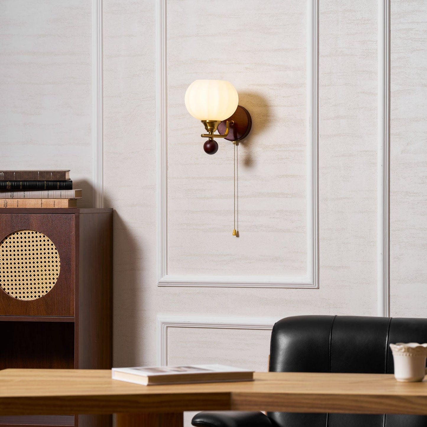 Lumea Crest Wall Lamp - Adjustable Brightness, Energy-Efficient LED