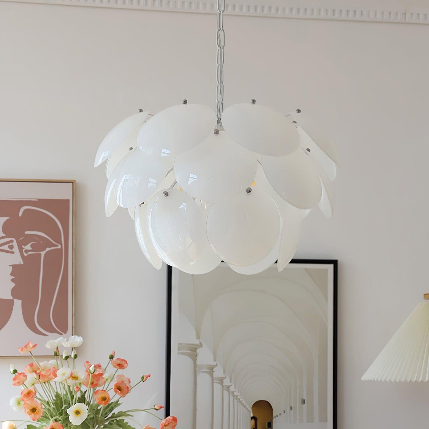 Luminous Petal Glass Chandelier - Elegant Design with Adjustable Heigh