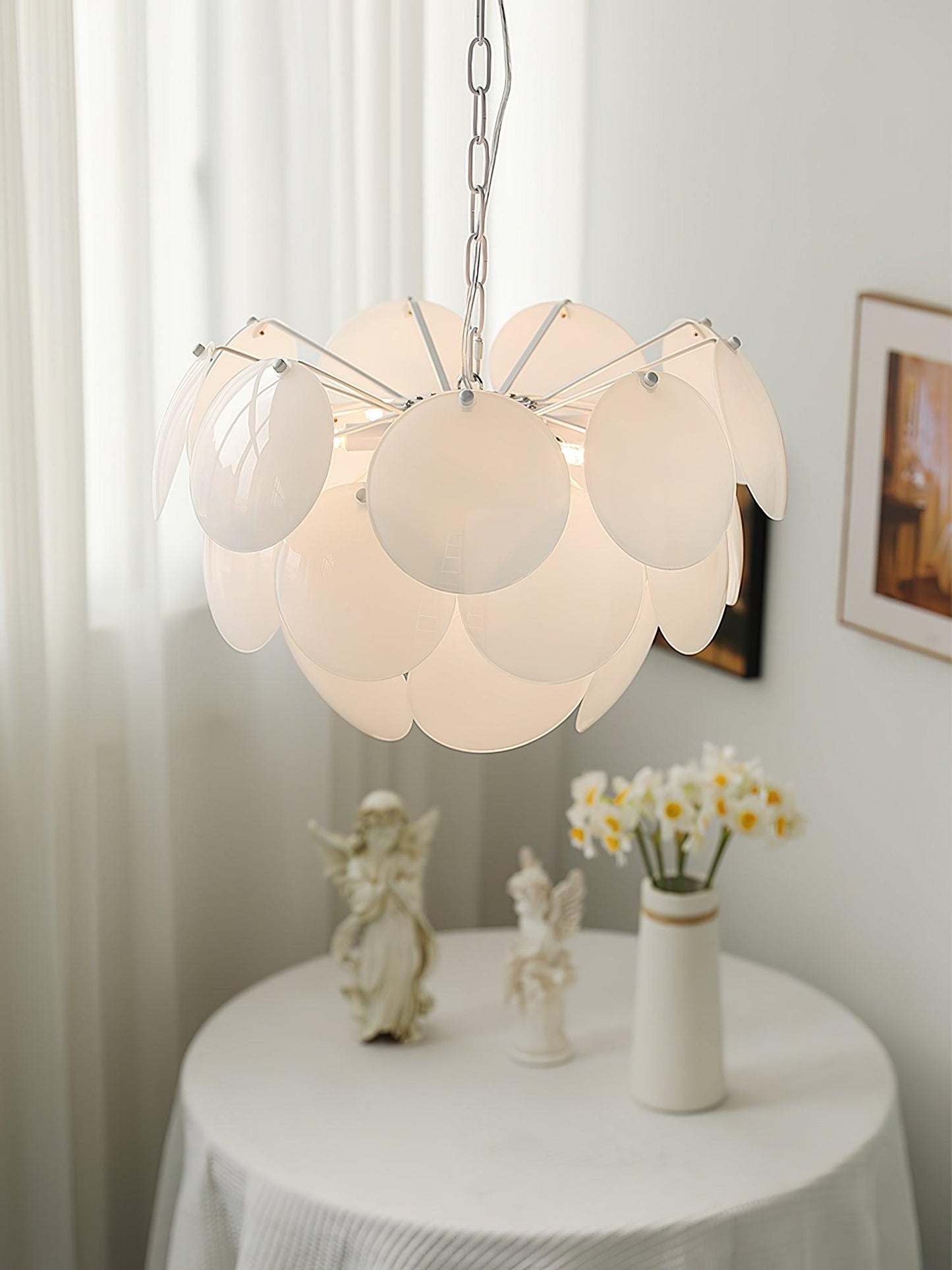 Luminous Petal Glass Chandelier - Elegant Design with Adjustable Heigh