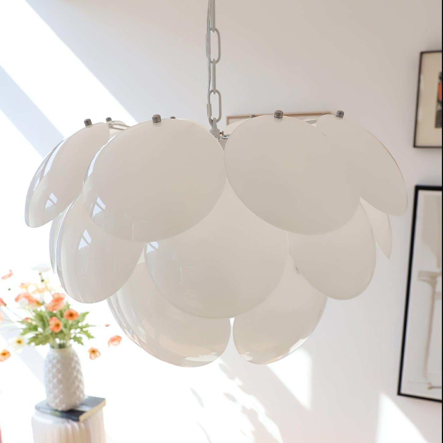 Luminous Petal Glass Chandelier - Elegant Design with Adjustable Heigh