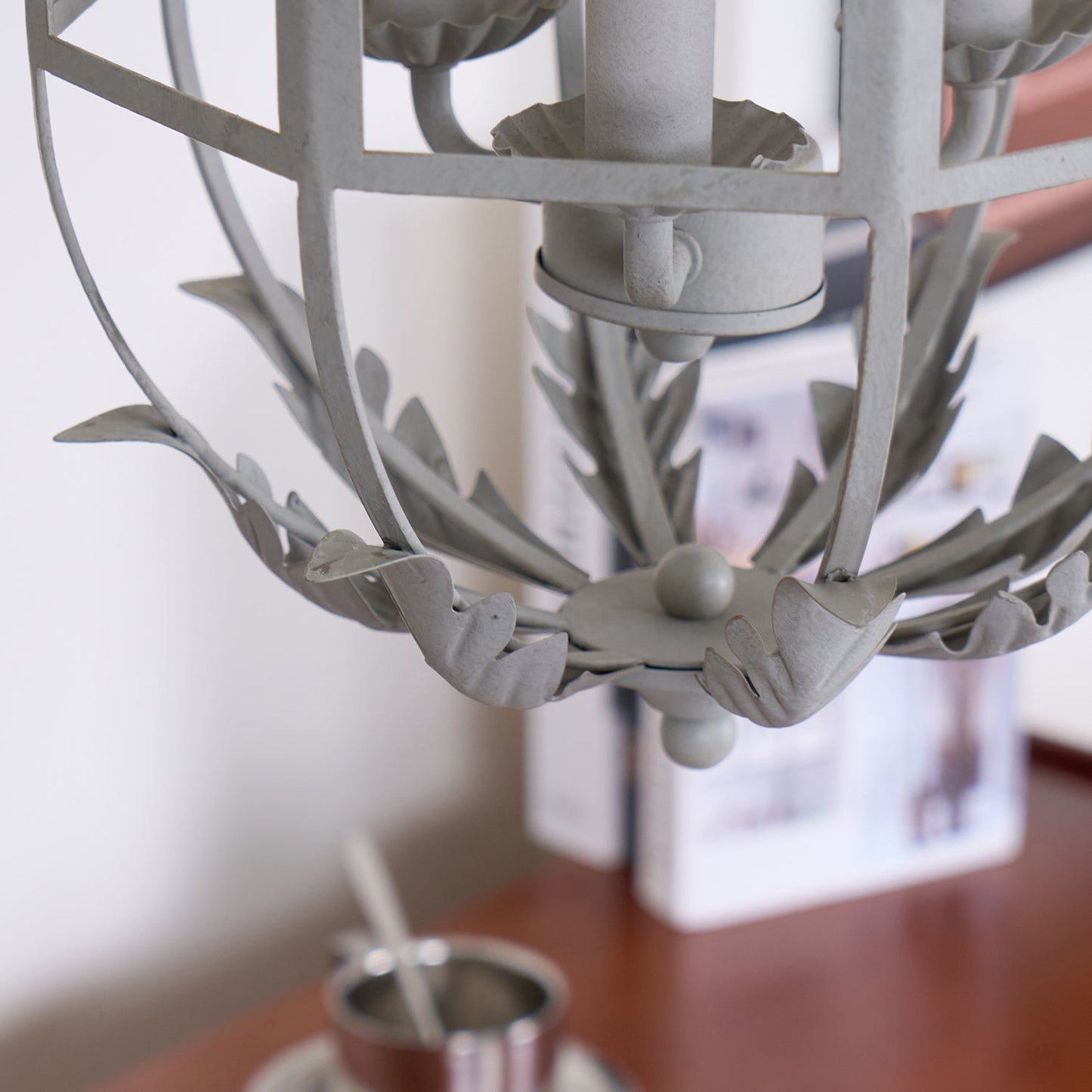 Lustre Retro Cage Chandelier - Vintage Design with Adjustable Height