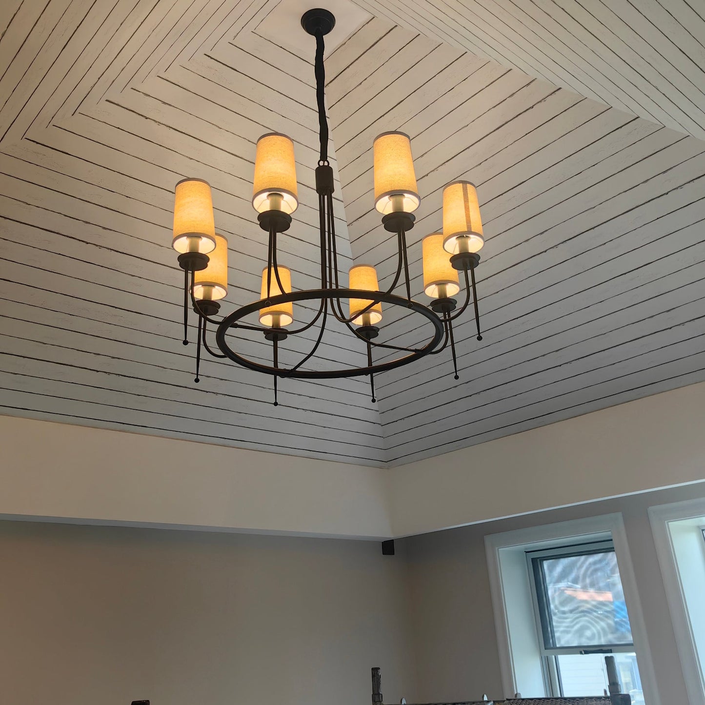 Lydia Chandelier - Elegant Crystal Lighting with Adjustable Height