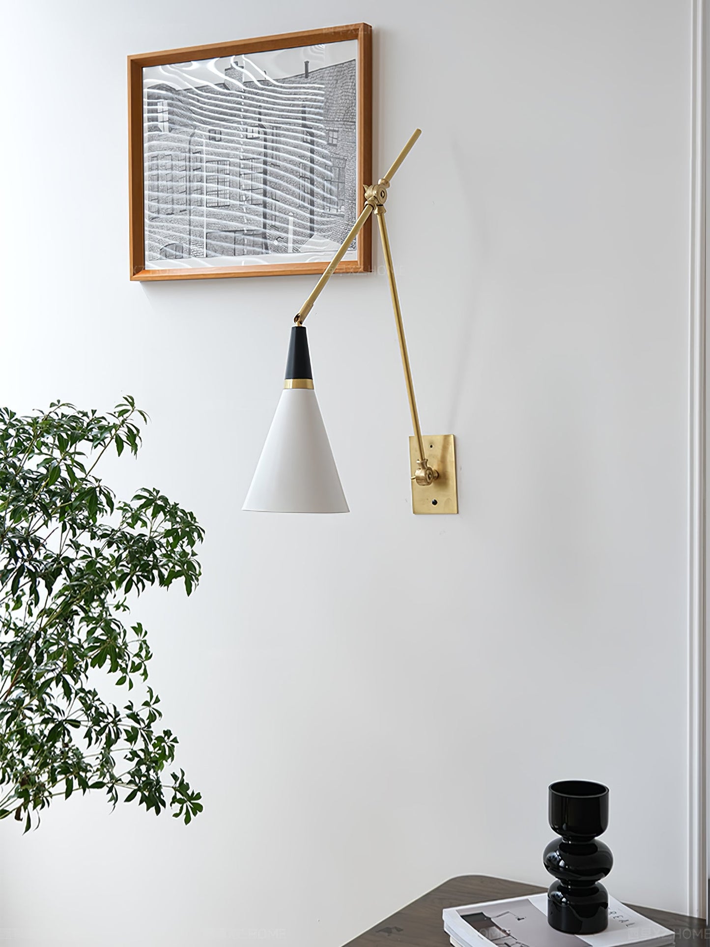 Magari Wall Lamp - Adjustable LED Light with Modern Design and Energy