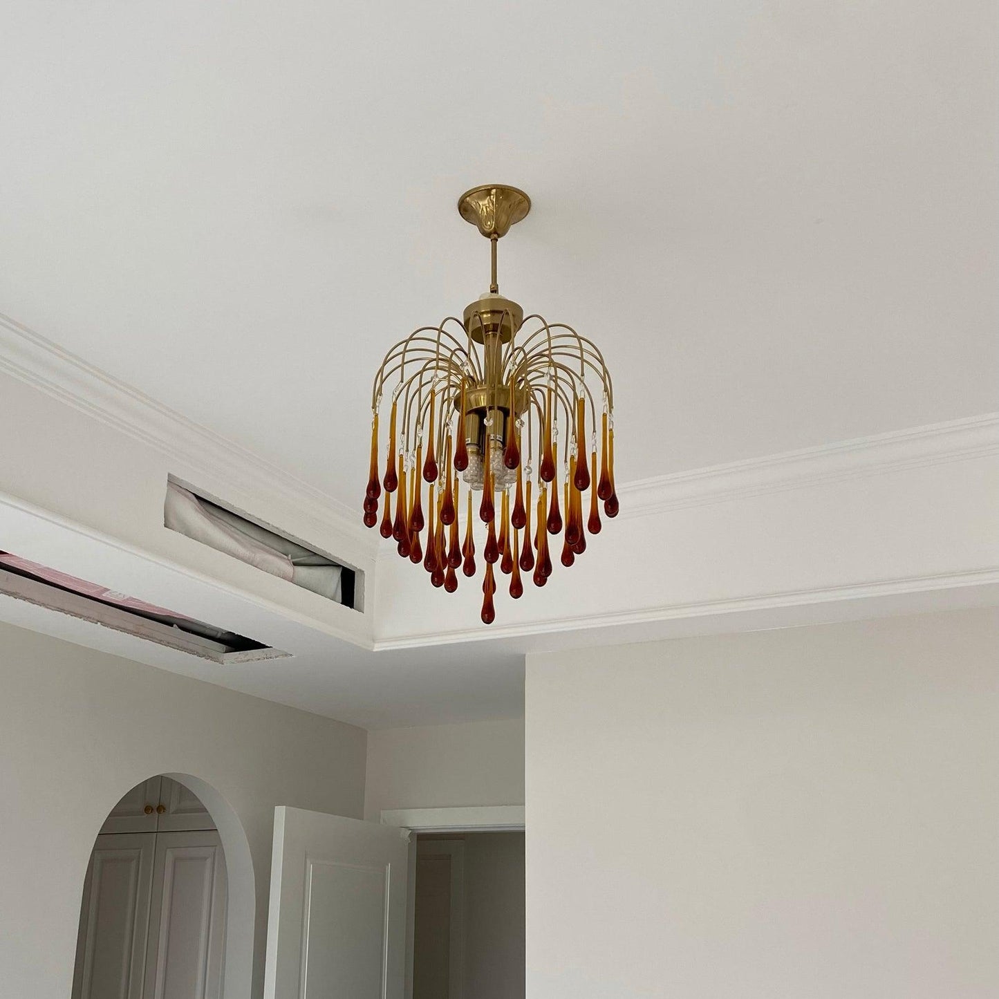 Maltose Chandelier - Elegant Lighting Fixture with Adjustable Height &