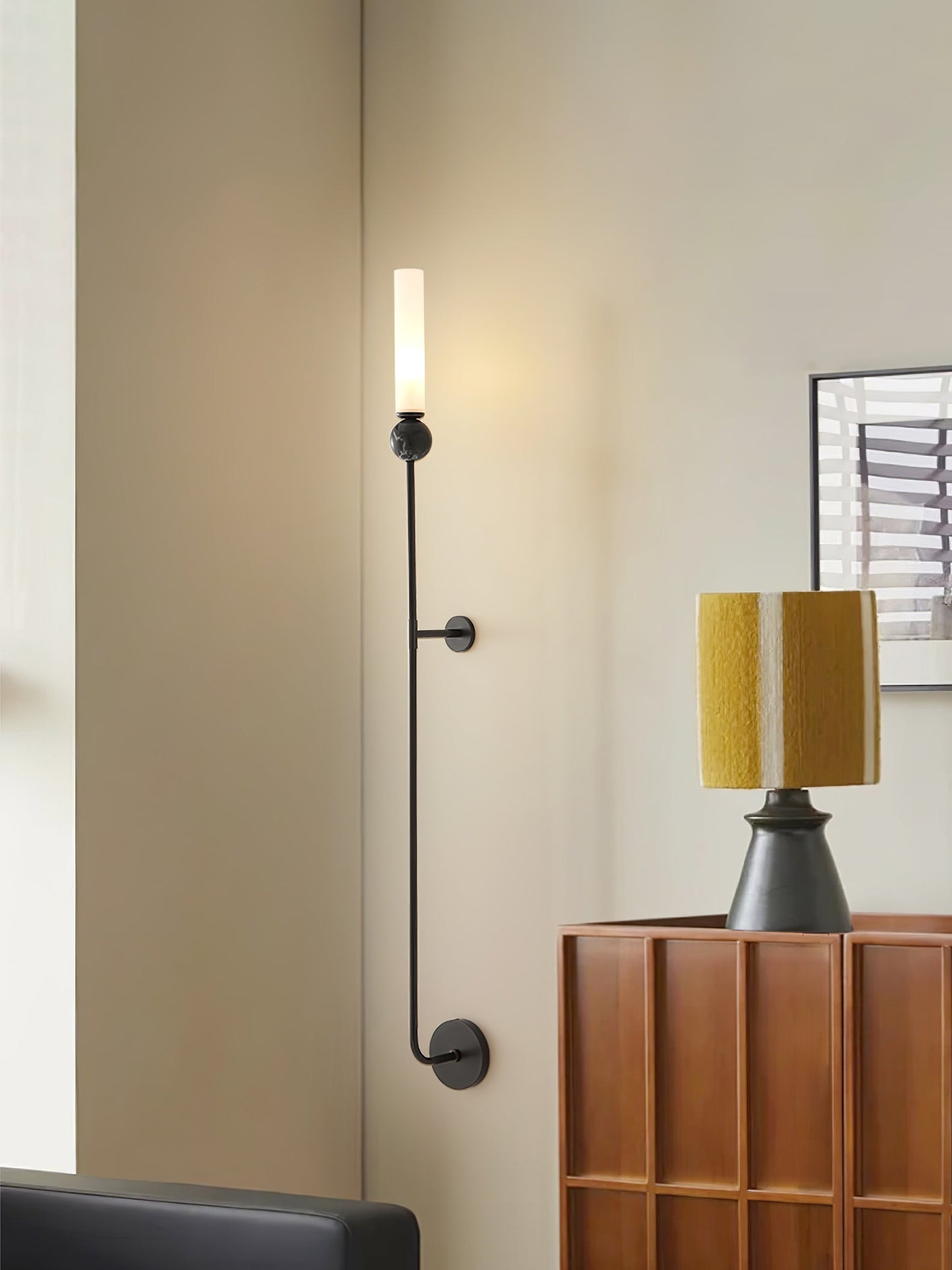 Elegant Marble Vertical Wall Lamp with Adjustable Brightness & Energy