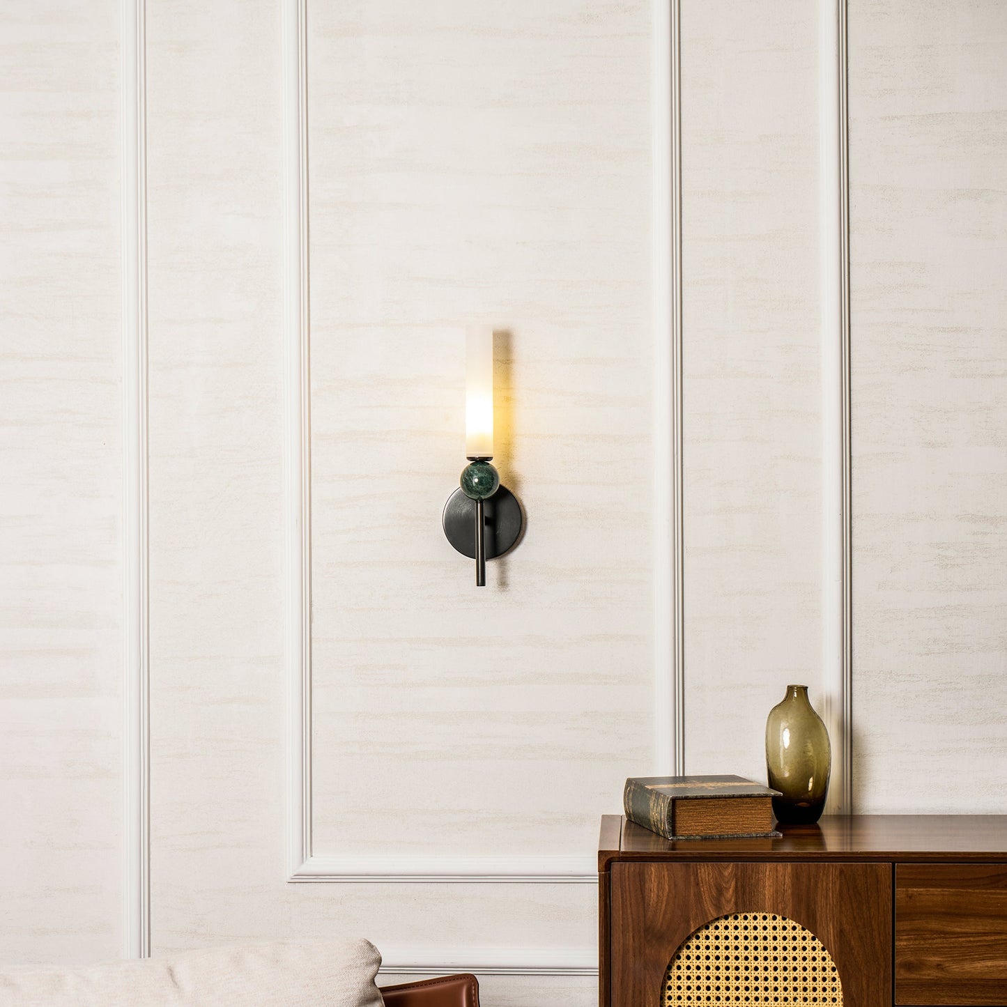 Elegant Marble Vertical Wall Lamp with Adjustable Brightness & Energy