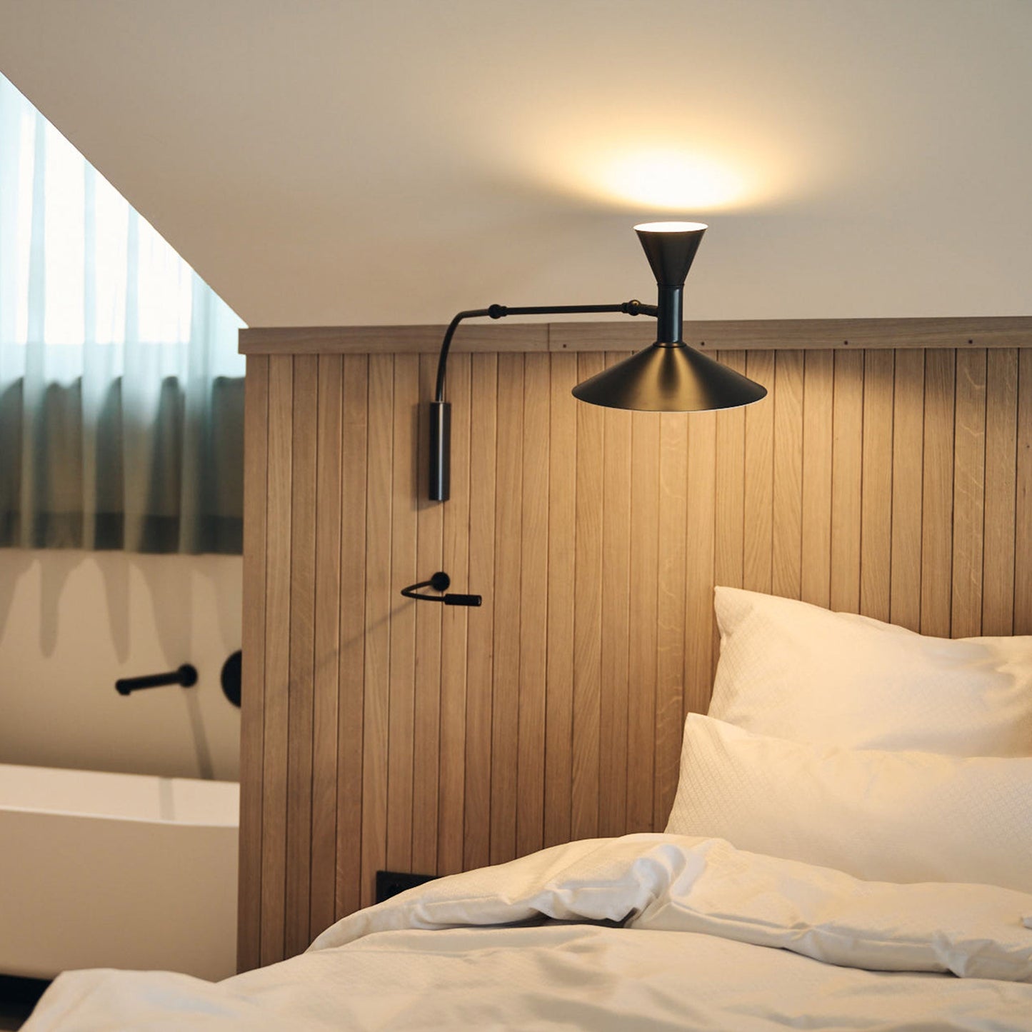 Marseille Plug-in Wall Light with Adjustable Brightness & Sleek Design