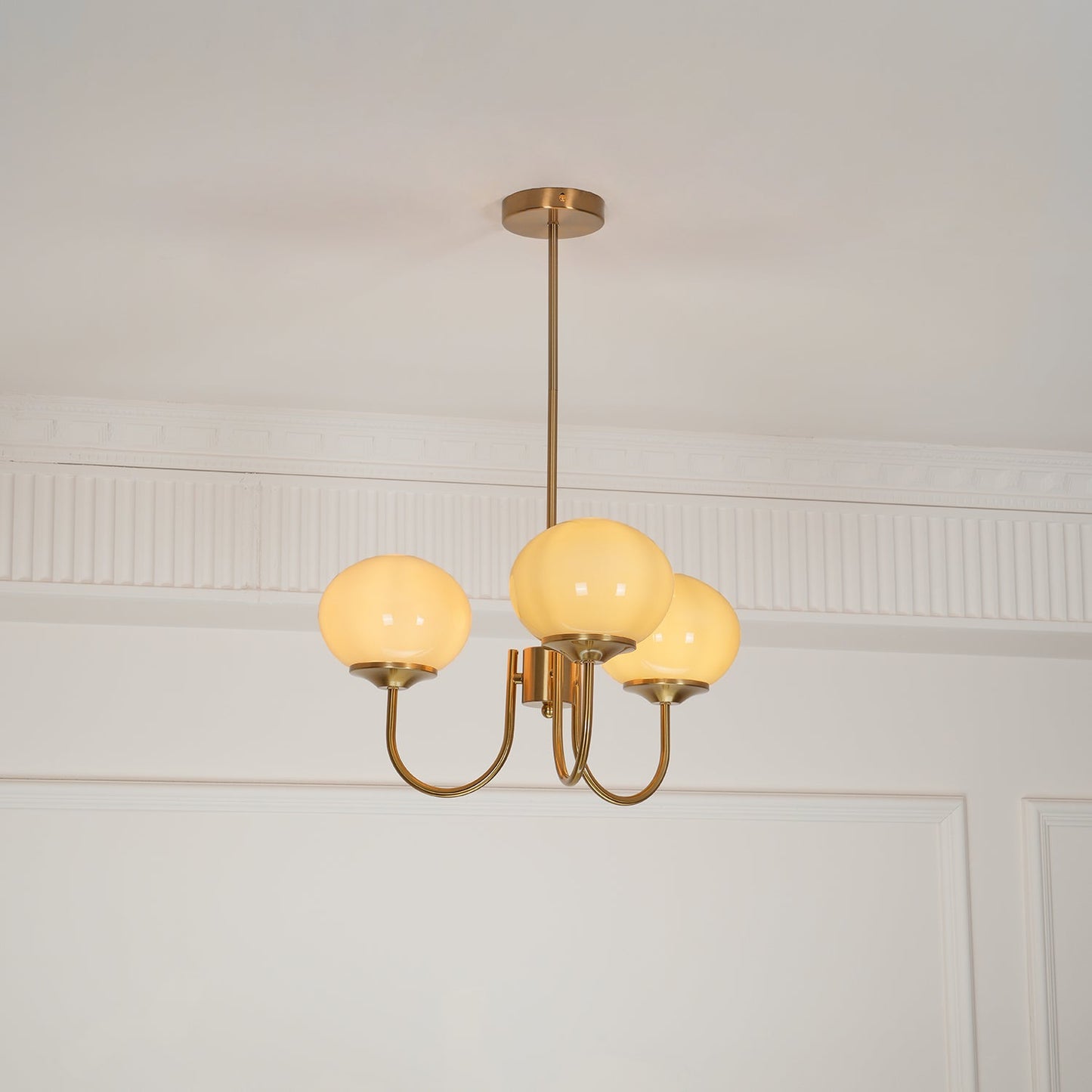 Elegant Marshmallow Chandelier - Adjustable Height, Soft Warm Light