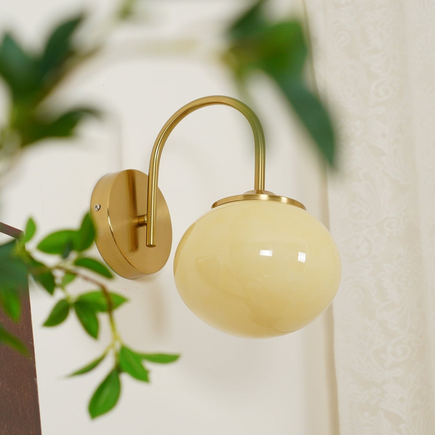 Marshmallow Wall Lamp - Soft Glow, Energy-Efficient LED Design
