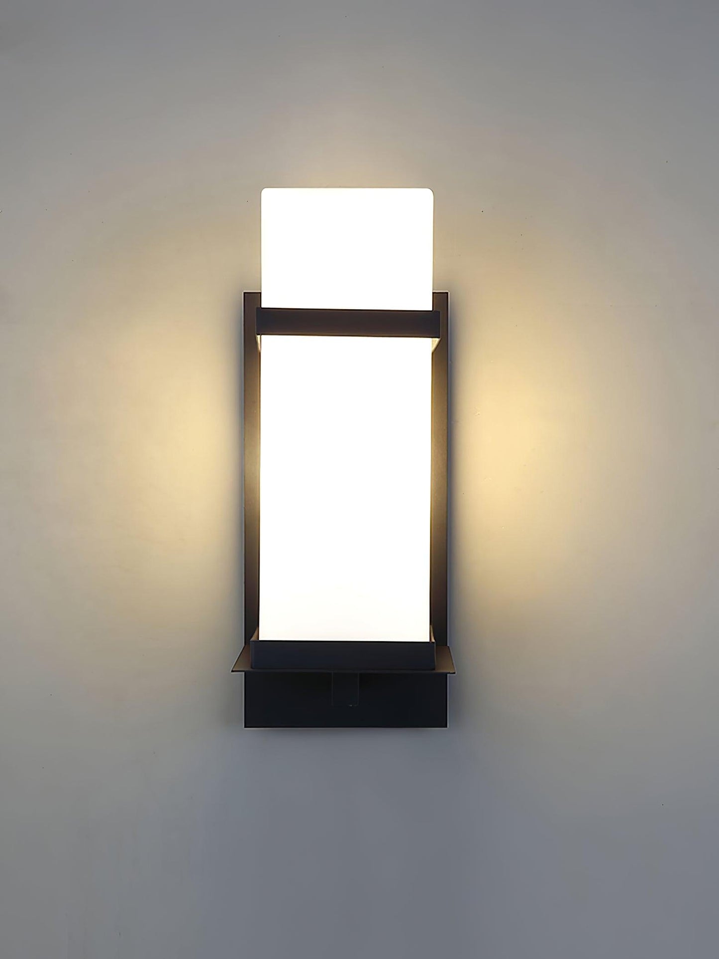 Mcdade Outdoor Wall Light - Solar-Powered, Waterproof Design