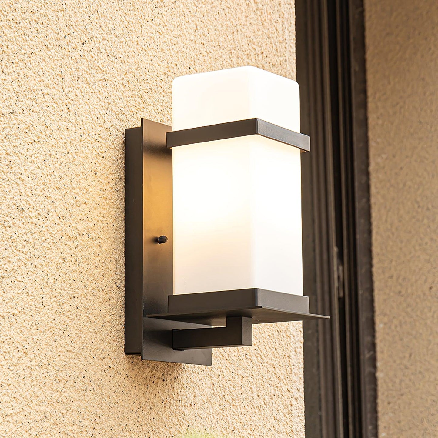 Mcdade Outdoor Wall Light - Solar-Powered, Waterproof Design