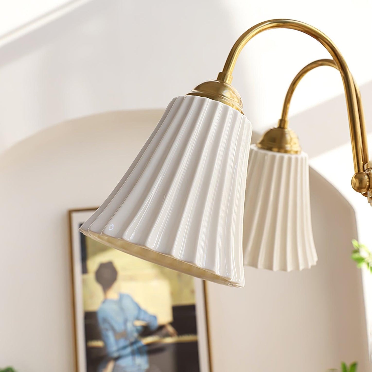 Medieval Ceramic Trumpet Chandelier - Elegant Design with Adjustable H